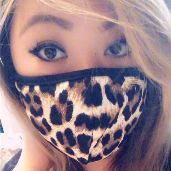 Leopard Print Face Mask - Picture 3 of 4